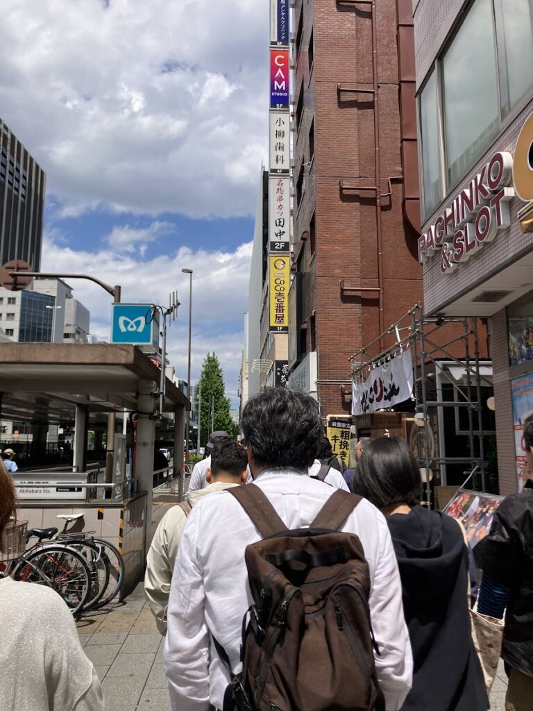 昭和通りを北方面へ